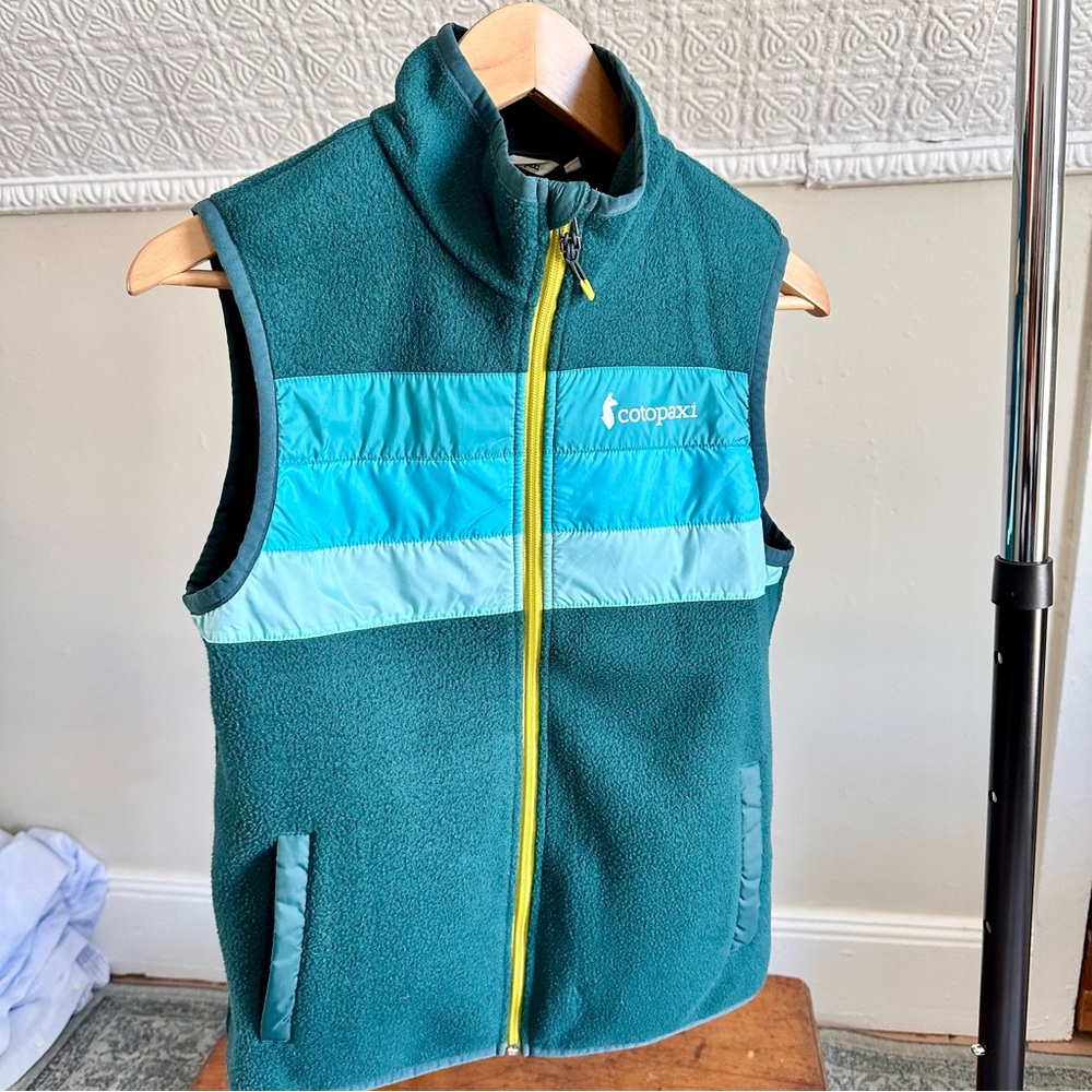 Cotopaxi Blue/Green Fleece Vest
